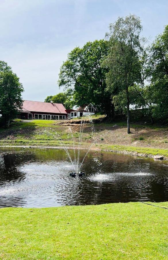 Camp Mayfly Ulvereds Hjorthägn Hotell Exteriör bild